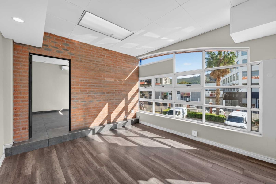 To Let Commercial Property for Rent in Gardens Western Cape